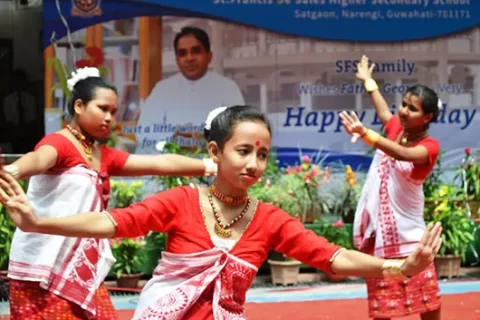 dance-480x320